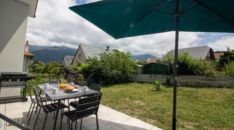 Gite L'Angelique Fleurs Des Pyrenees Argeles-Gazost Bagian luar foto